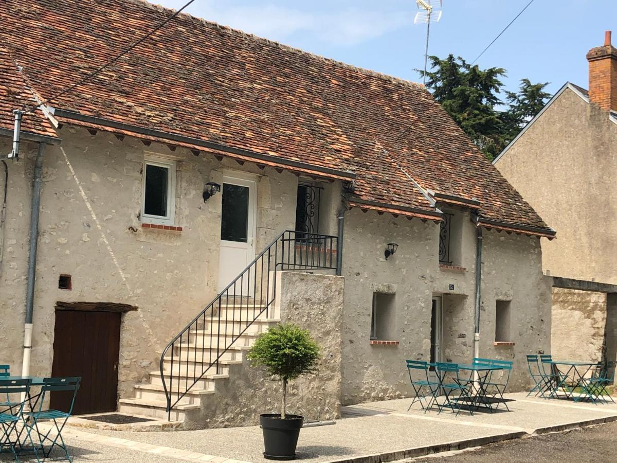 Le Gîte Chambord Les gîtes de Joséphine Courbouzon  Exterior foto